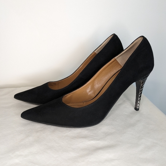 J. Renee 9.5 Velvet & Metal Heel Pointed Toe Pumps - Picture 3 of 16